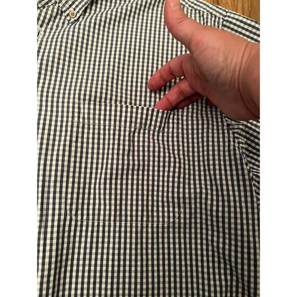 IZOD Button Up Men’s Large Shirt Blue & White Long Sleeved Droptail Hem W/Pocket - Picture 6 of 8